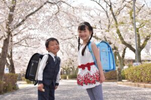 小学生の見守りに活用したい子供用GPSの選び方